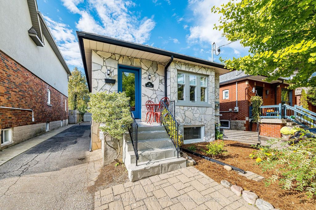 Photo of 44 Fourth Street, Toronto, ON M8V 2Y3 (MLS # W12533978)