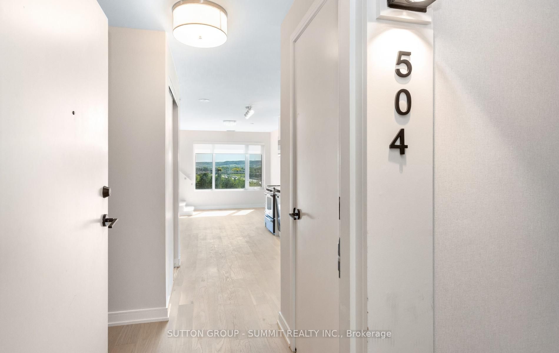 8010 Derry Road 504