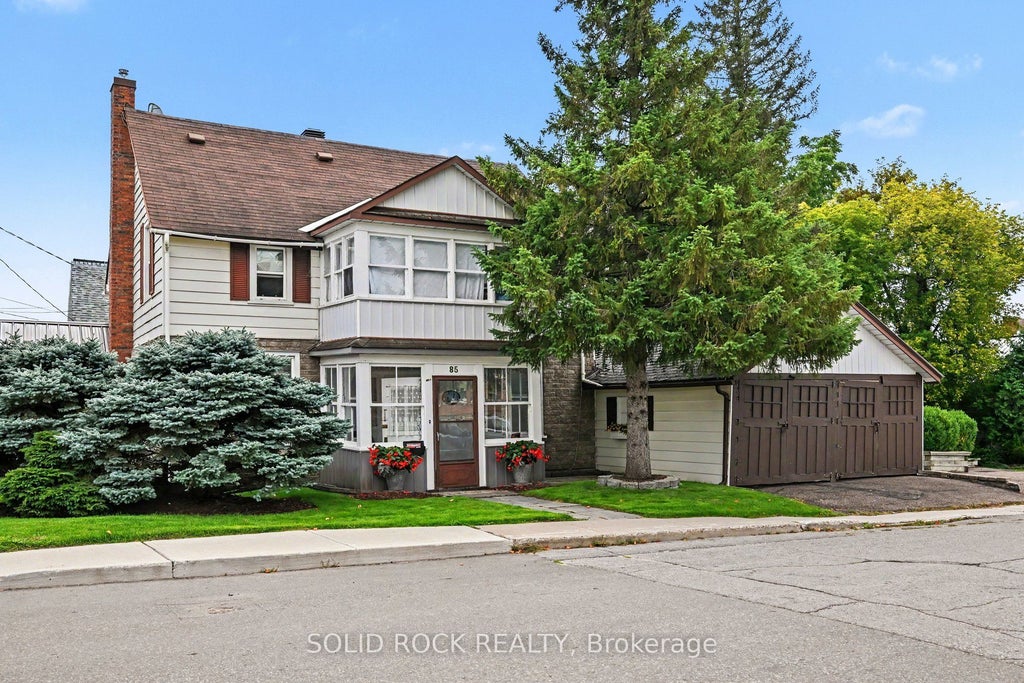 Photo of 85 Renfrew Avenue W, Renfrew, ON K7V 2Y3 (MLS # X13742450)