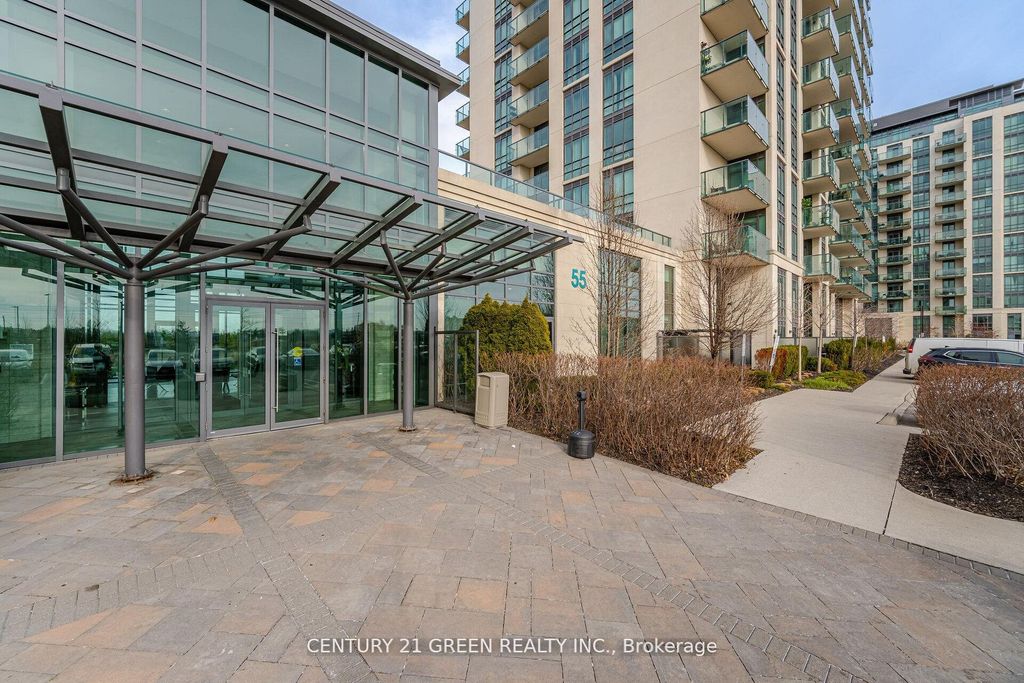 Photo of 55 Yorkland Boulevard #409, Brampton, ON L6P 4K9 (MLS # W13045148)