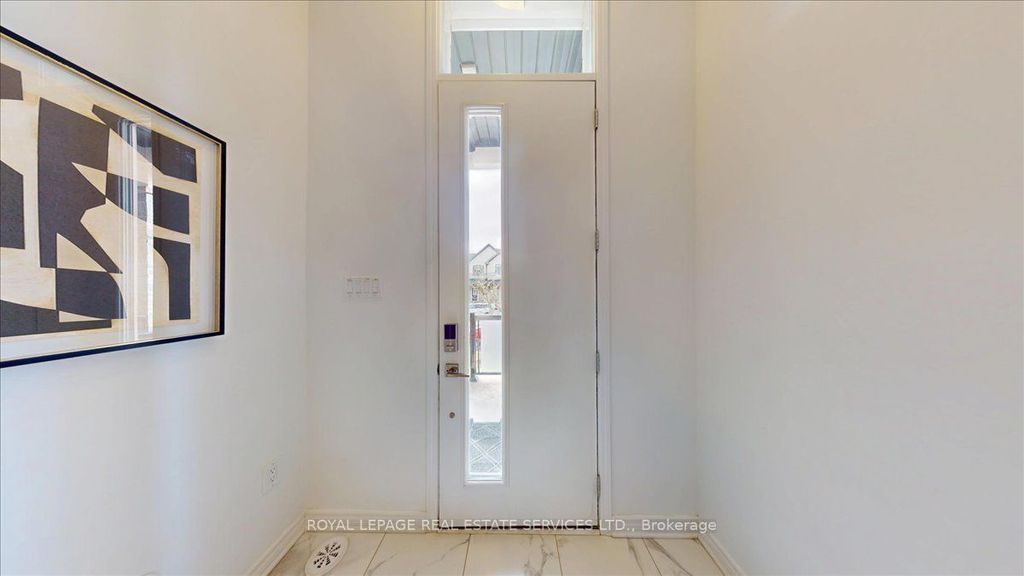 Photo of 1176 Wheat Boom Drive, Oakville, ON L6H 7W4 (MLS # W13096662)