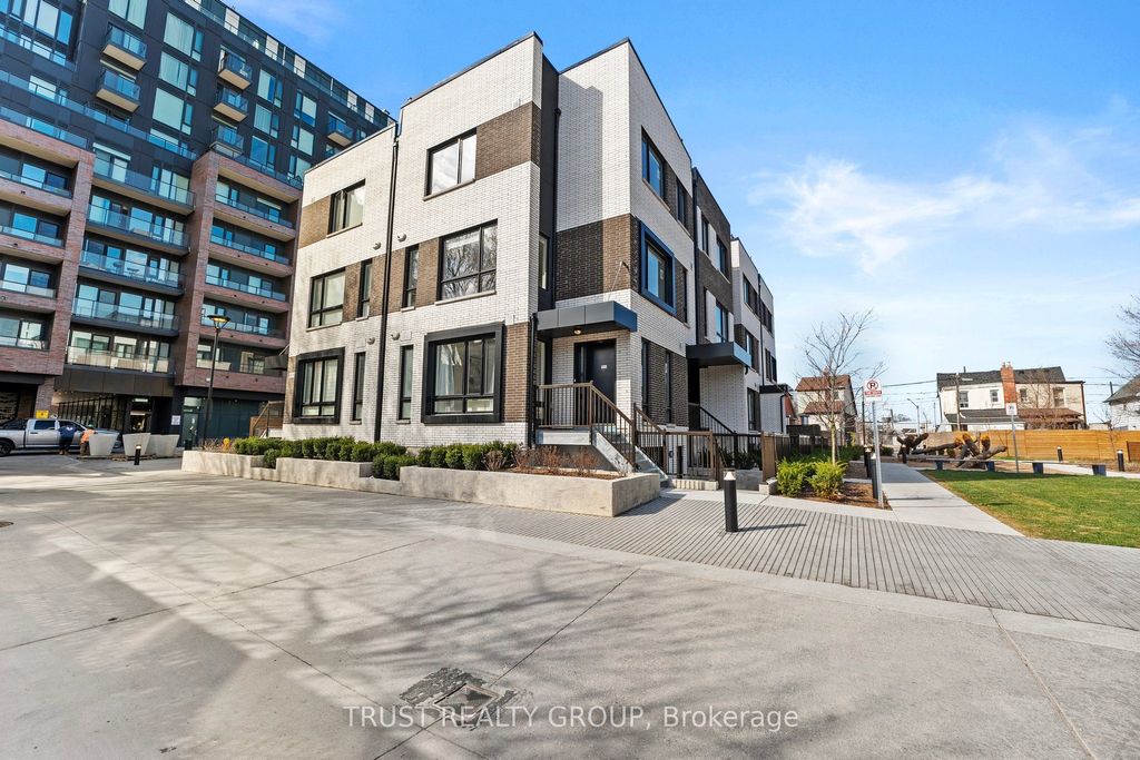 Photo of 10 Ed Clark Gardens #TH16, Toronto, ON M6N 0C1 (MLS # W12391387)