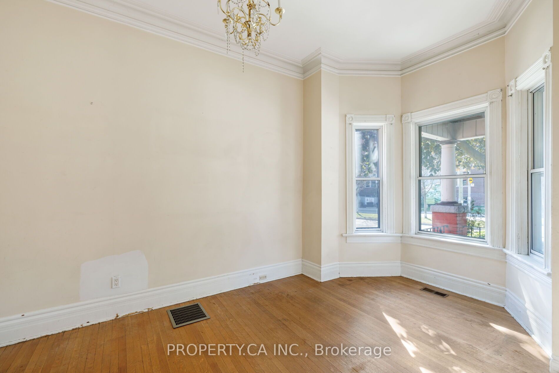 195 Shaw Street