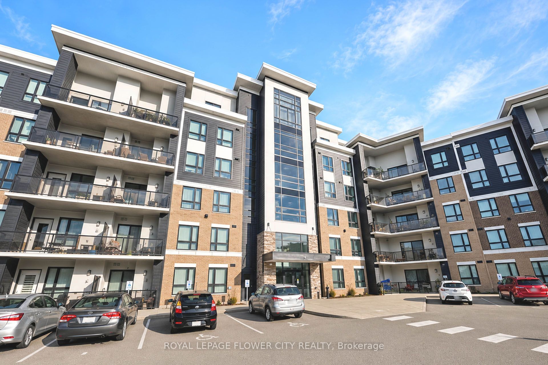 630 Sauve Street 404
