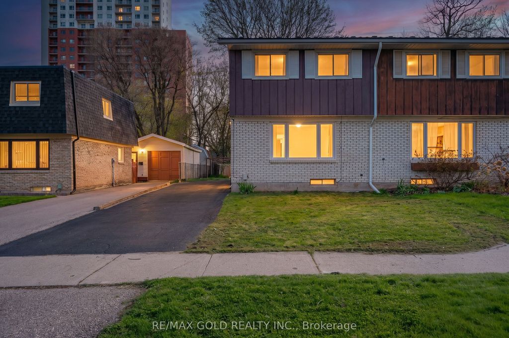 Photo of 281 Morgan Avenue, Kitchener, ON N2A 2M7 (MLS # X13093236)