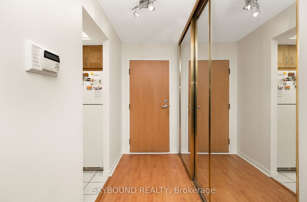 Photo of 5 Concorde Place #2706, Toronto, ON M3C 3M8 (MLS # C13852628)
