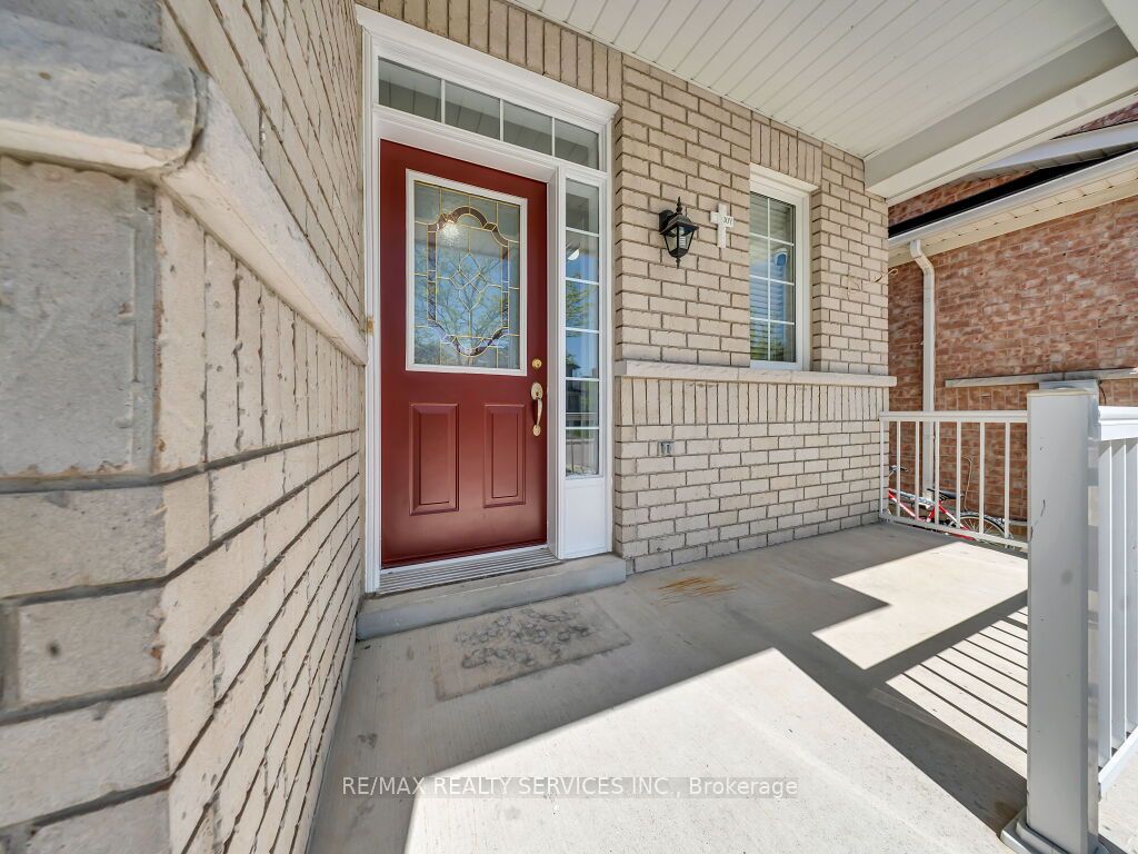 15 Lockburn Crescent