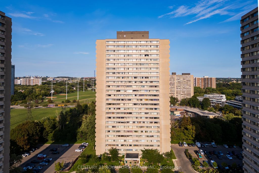 Photo of 725 Don Mill Road #906, Toronto, ON M3C 1S8 (MLS # C12400107)