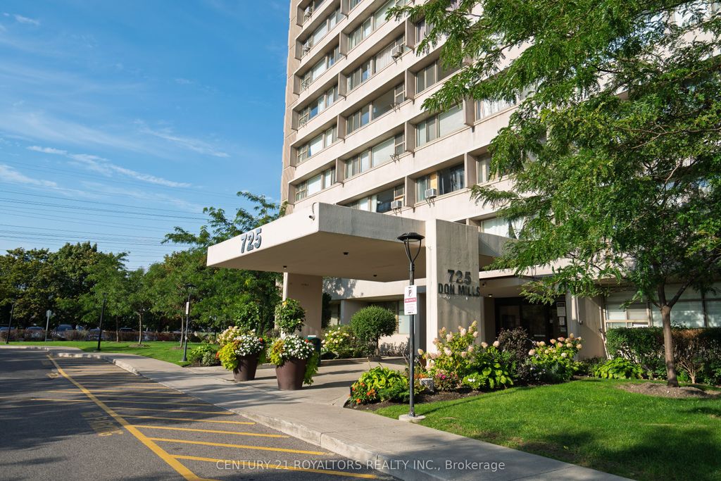 Photo of 725 Don Mill Road #906, Toronto, ON M3C 1S8 (MLS # C12400107)