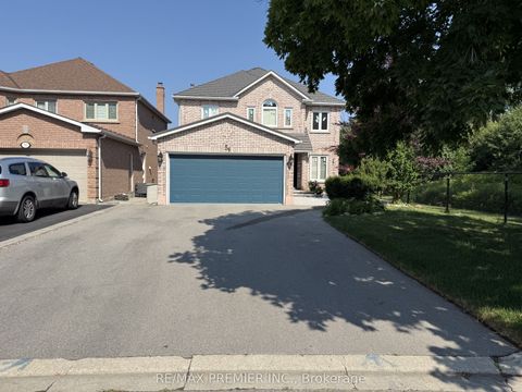 54 Castlepoint Drive LOWER Vaughan ON L4H 1B8