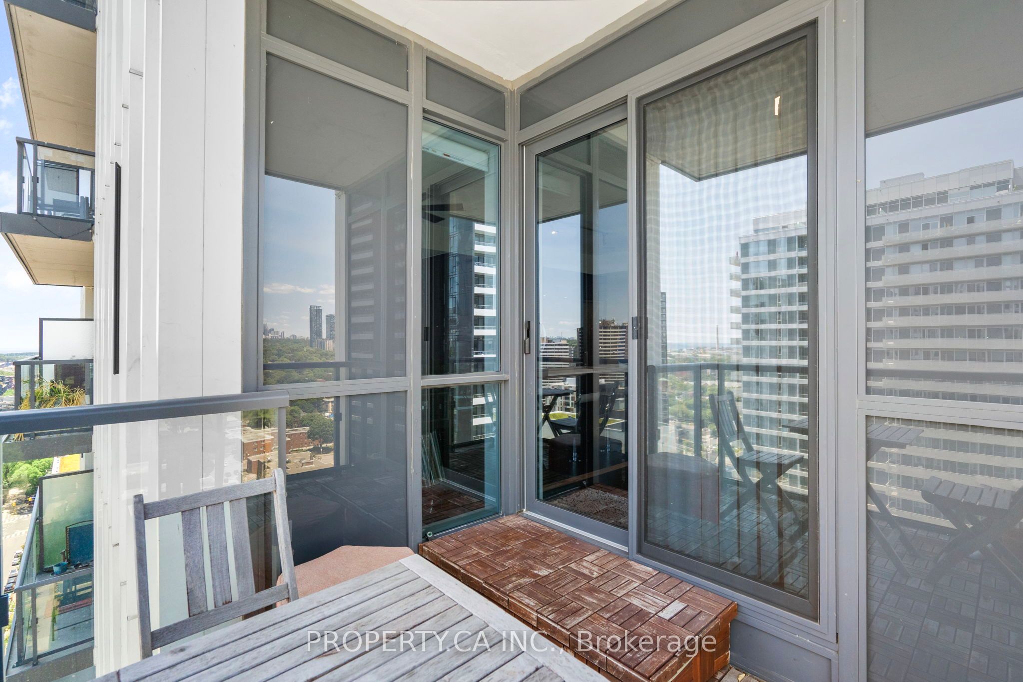 170 Sumach Street 2212