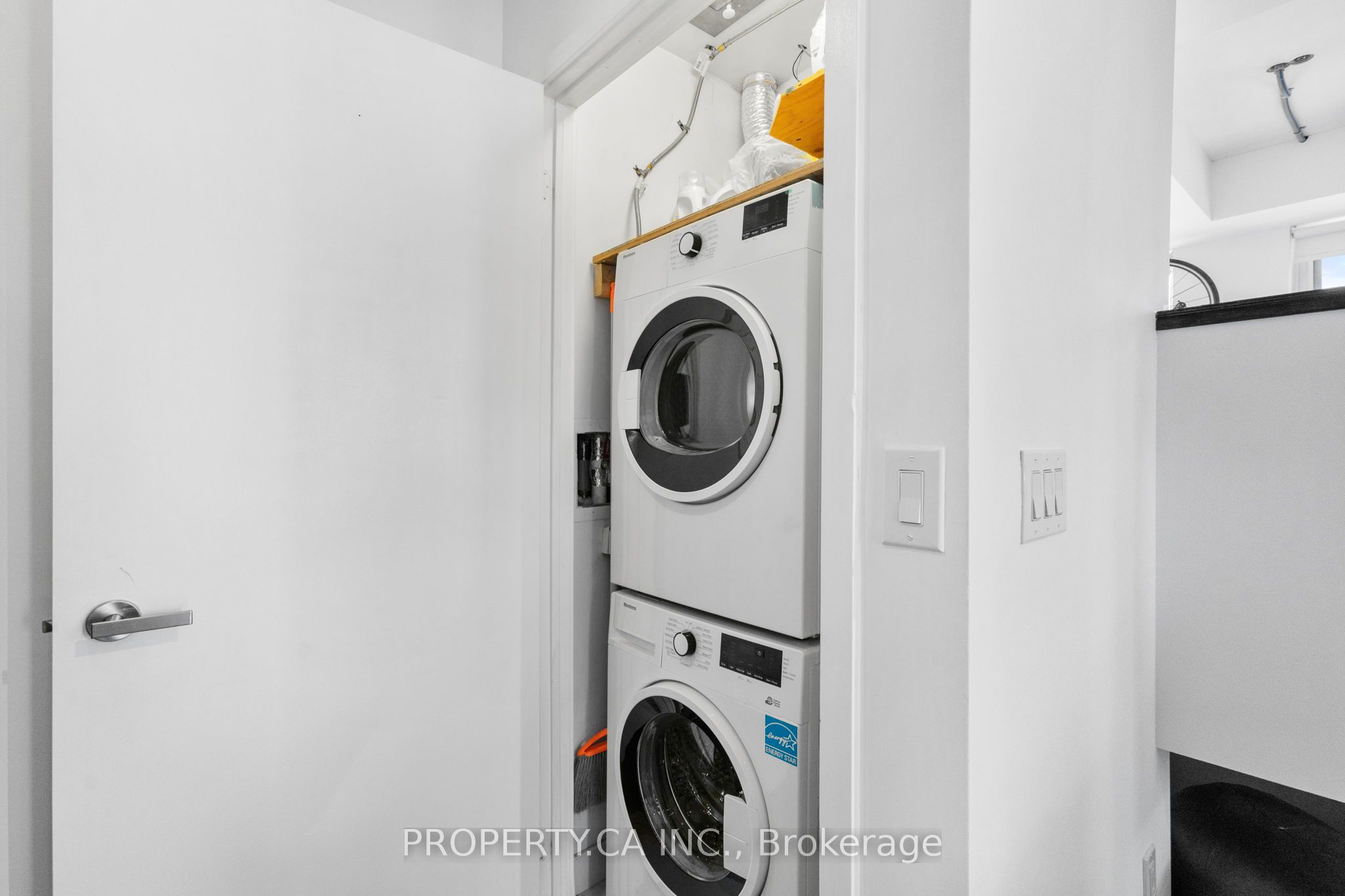 170 Sumach Street 2212