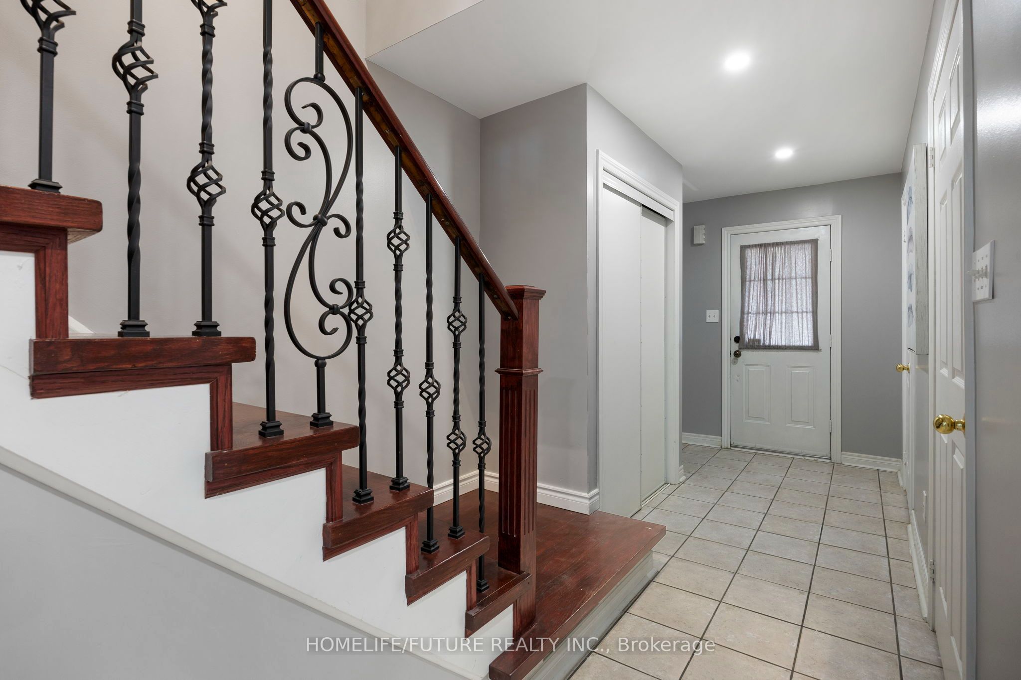 17 Horstman Street