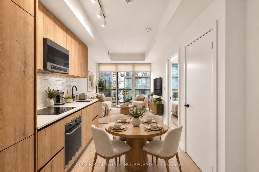 Photo of 127 Broadway Avenue #1705, Toronto, ON M4P 1V3 (MLS # C13883080)