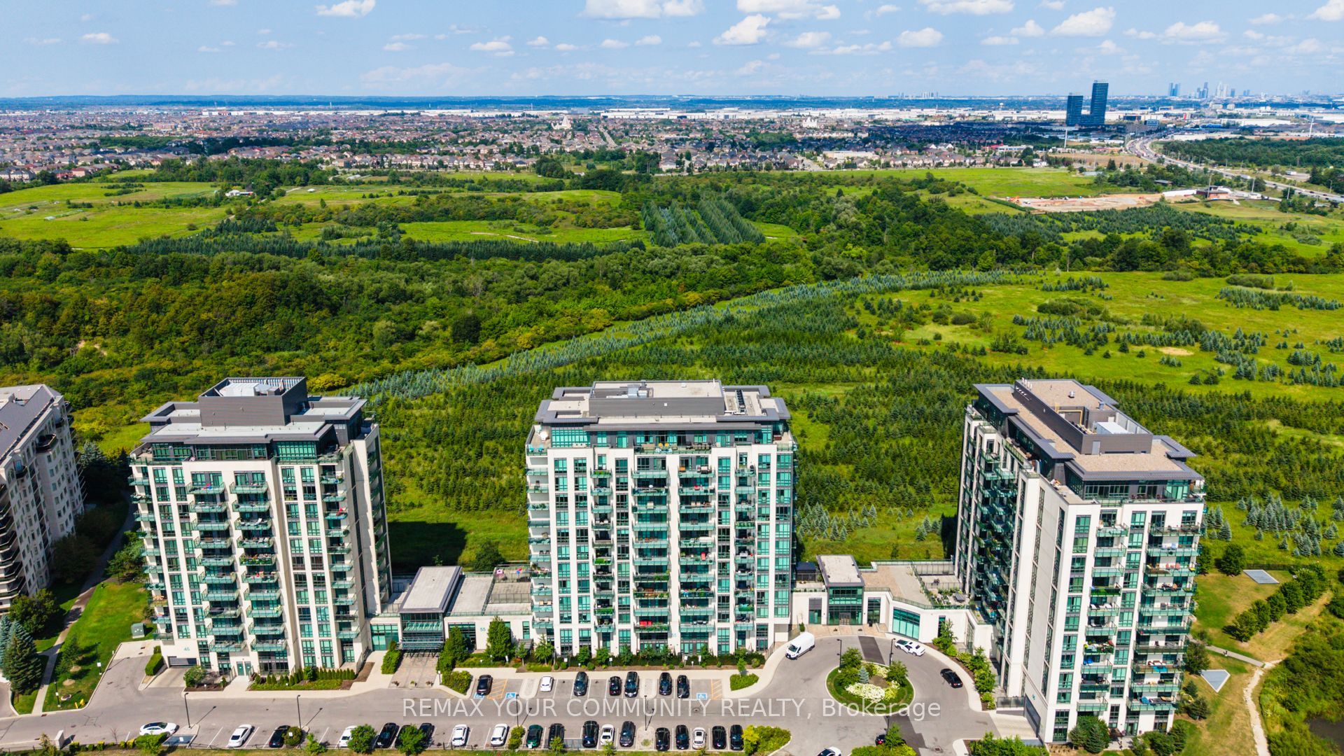 55 Yorkland Boulevard 610