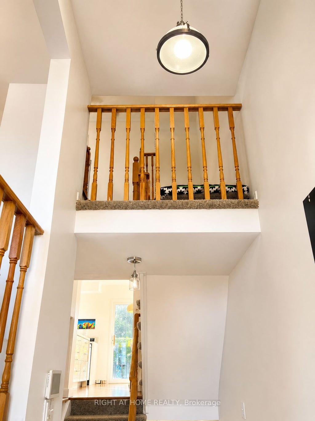 Photo of 371 Fairgate Way, Oakville, ON L6H 6Y1 (MLS # W13465488)