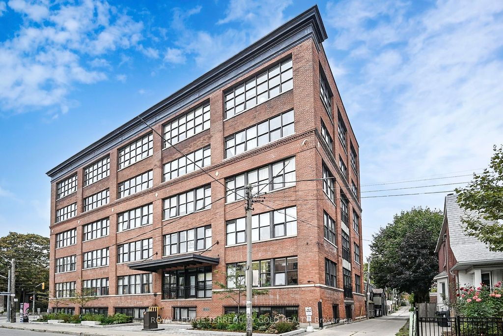 Photo of 2154 Dundas Street W #107, Toronto, ON M6R 1X3 (MLS # W12426608)