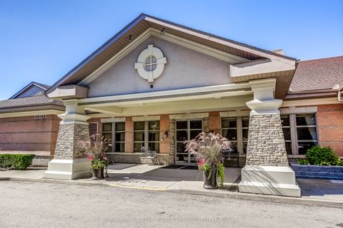 Photo of 100 Burloak Drive #1509, Burlington, ON L7L 6P6 (MLS # W12470061)