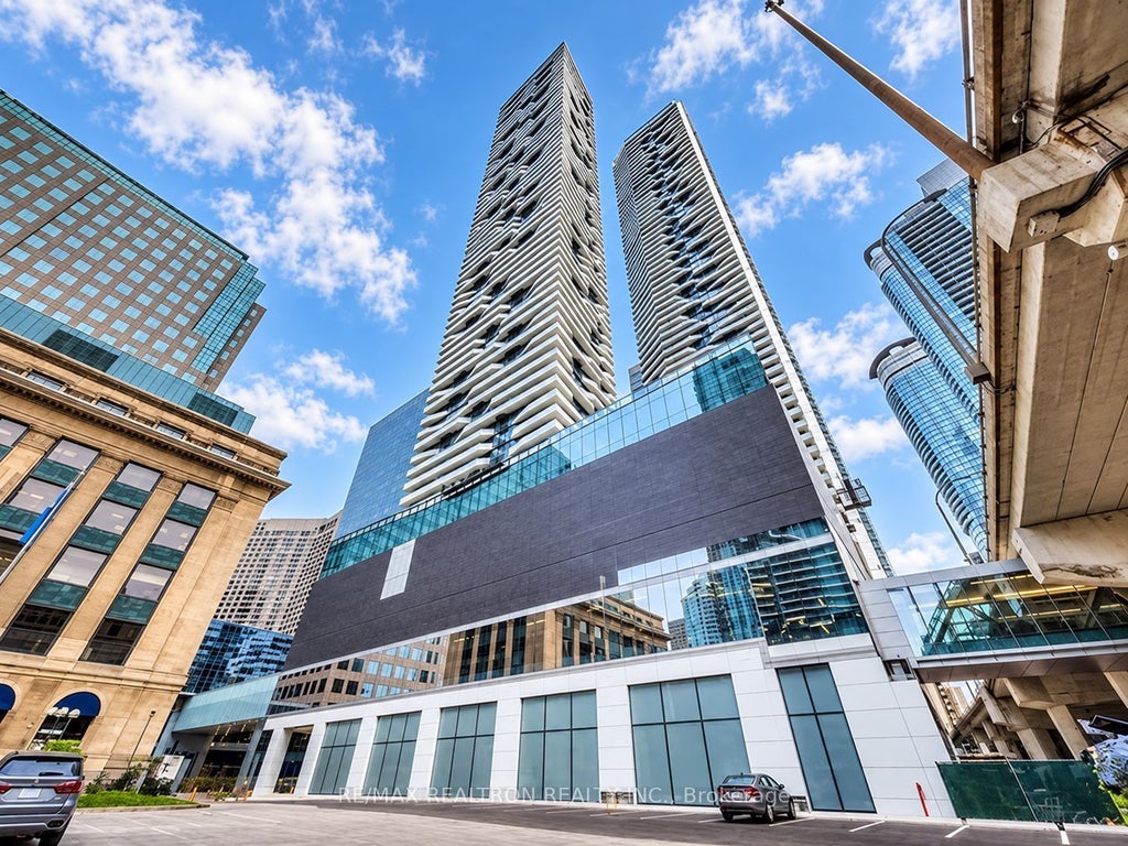 Photo of 88 Harbour Street #1504, Toronto, ON M5J 0C3 (MLS # C13813052)