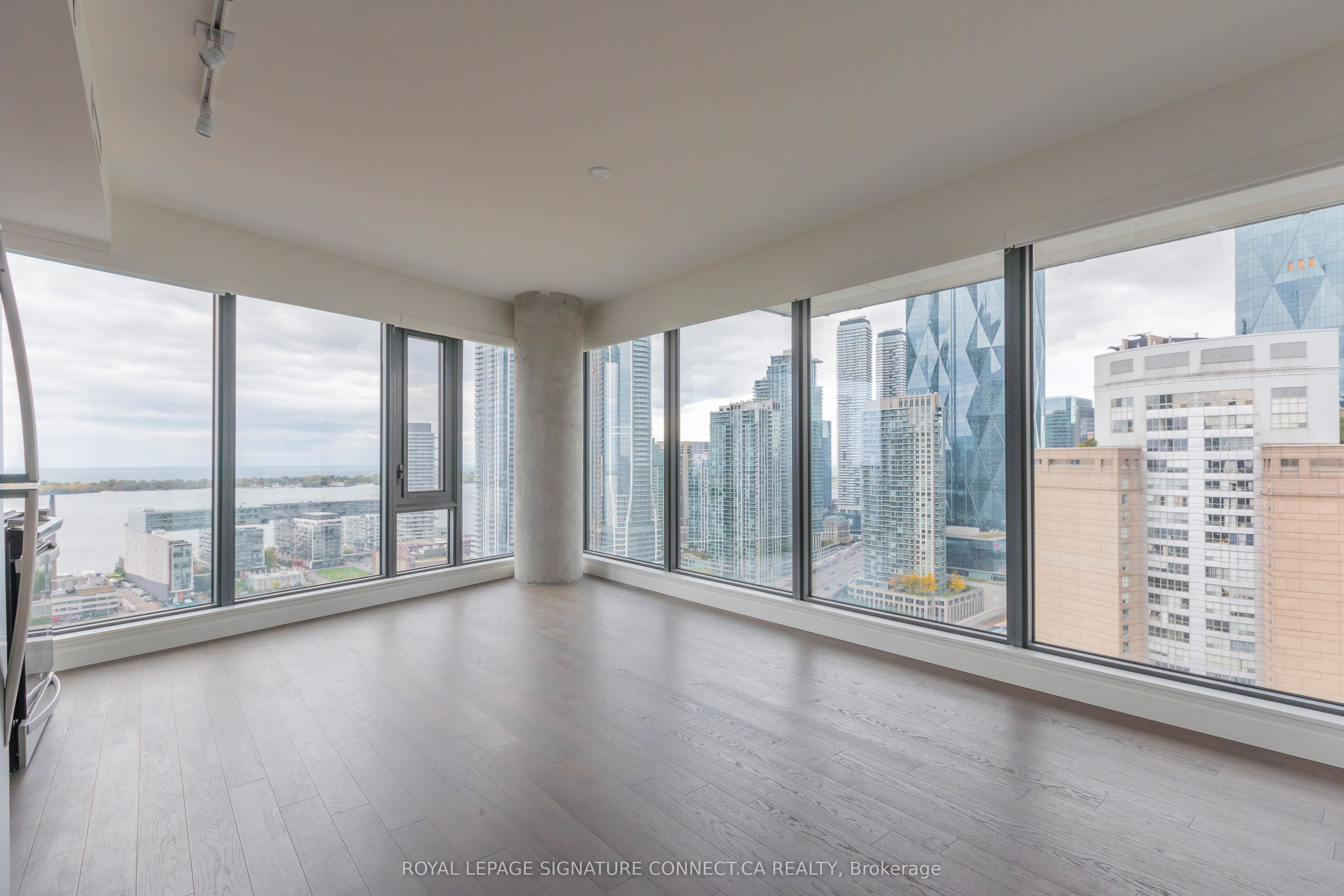 2A Church Street 2703