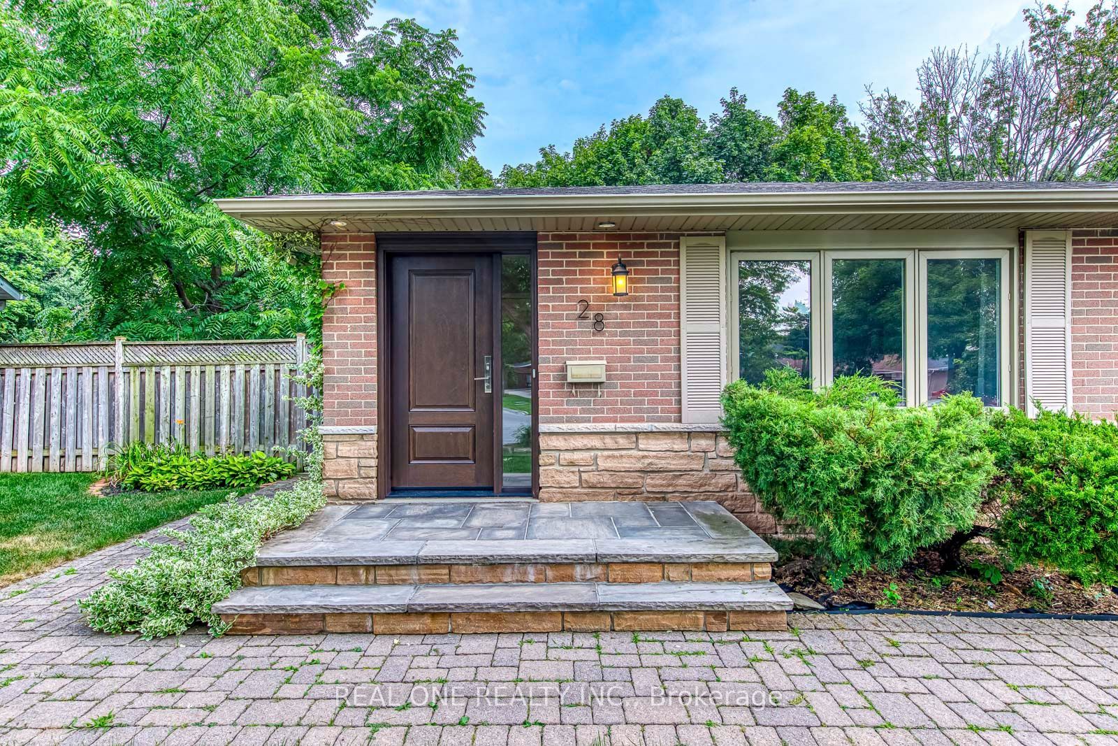 28 Osborne Crescent