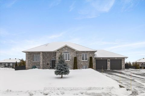 Photo of 3421 Summerbreeze Drive, Greely - Metcalfe - Osgoode - Vernon and Area, ON K0A 2W0 (MLS # X12727318)
