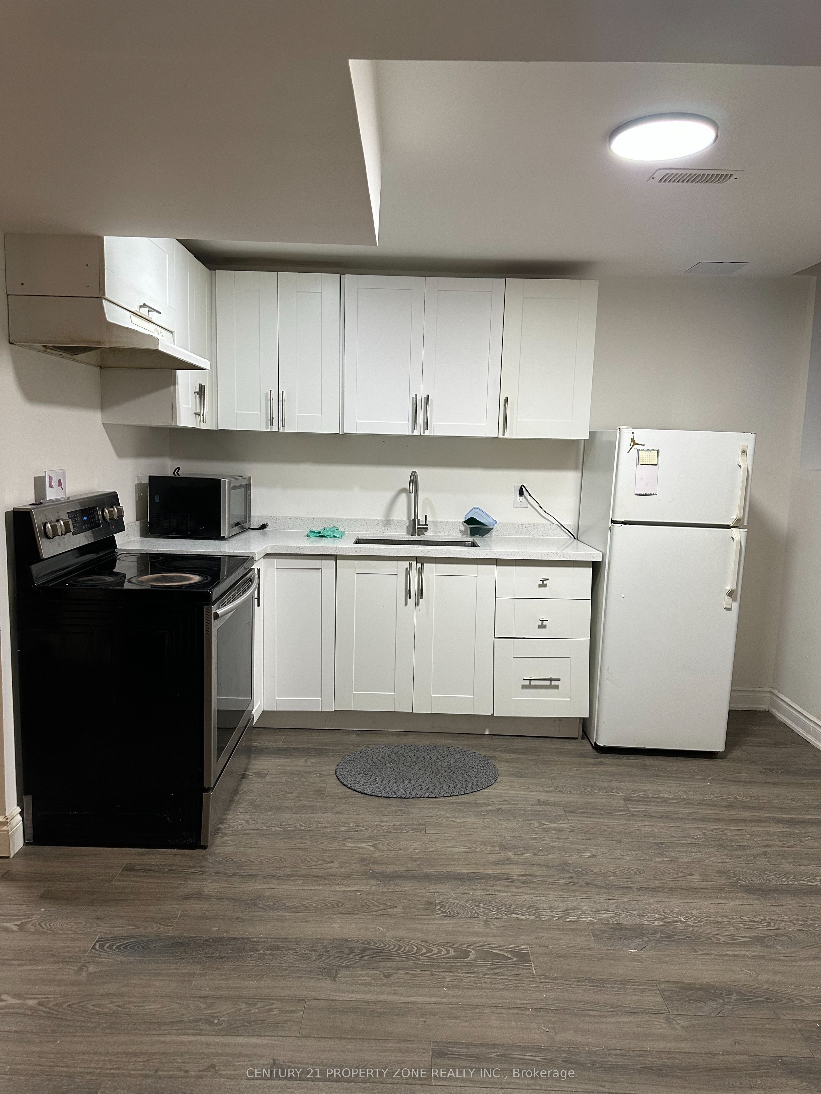 45 Cookview Drive Lower Unit