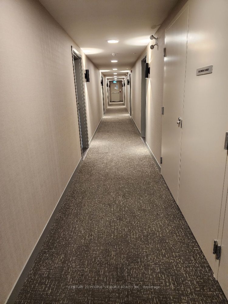 58 Sky Harbour Drive 414