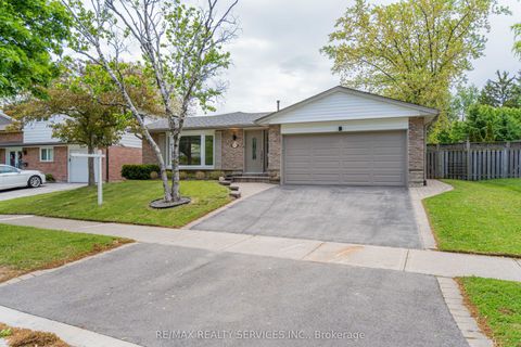 2296 Devon Road Oakville ON L6J 5R4