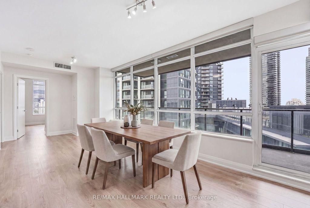 Photo of 36 Park Lawn Road #10, Toronto, ON M8Y 0E5 (MLS # W13064516)