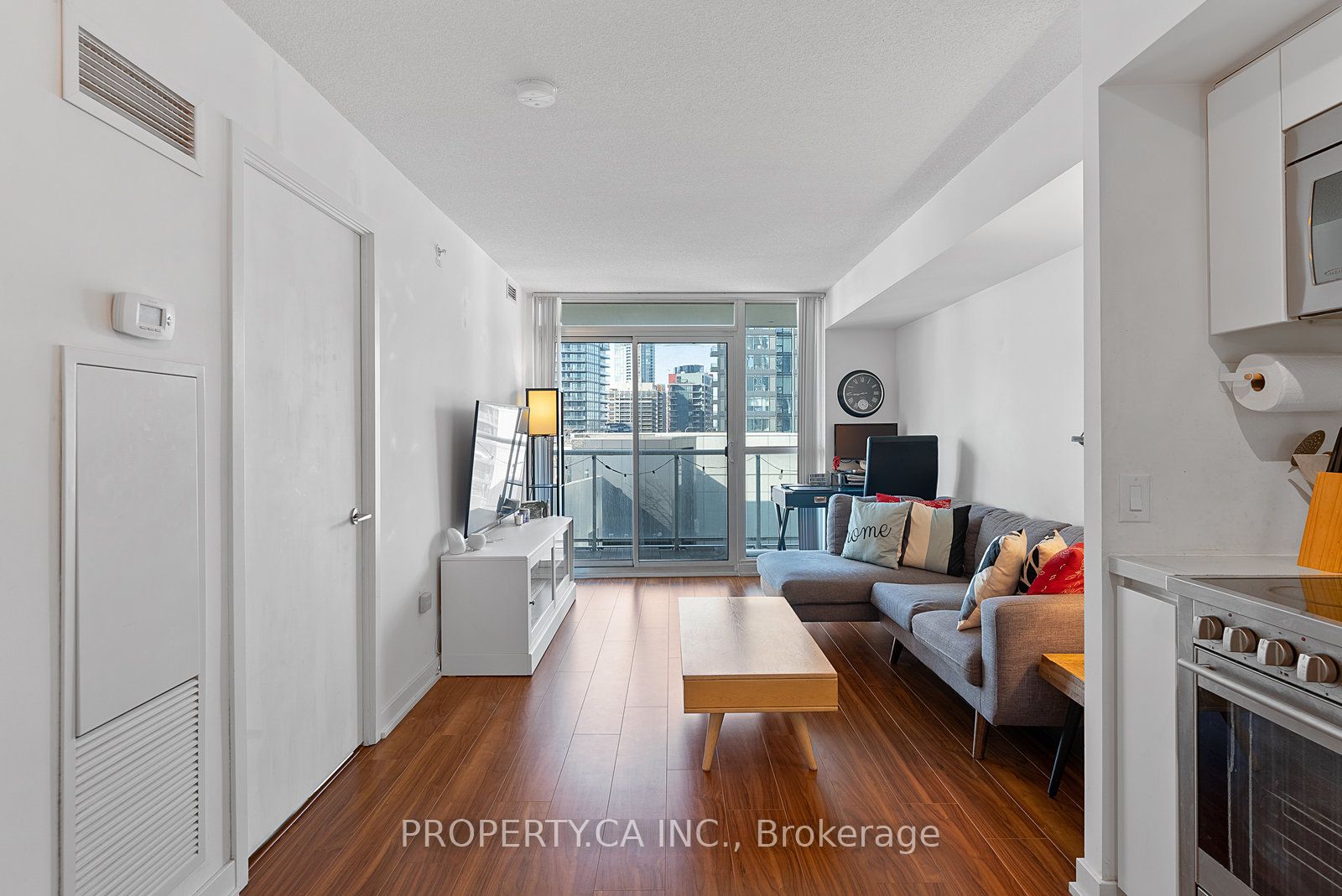 75 Queens Wharf Road 812