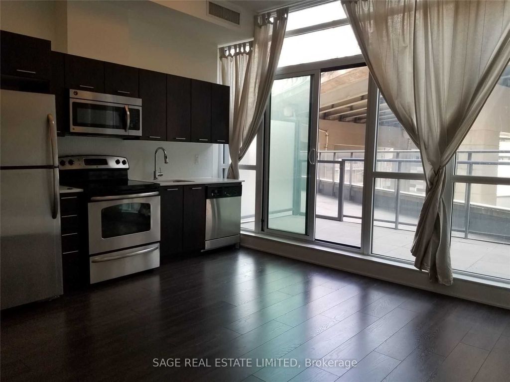 Photo of 169 Fort York Boulevard #220, Toronto, ON M5V 0C8 (MLS # C13546788)