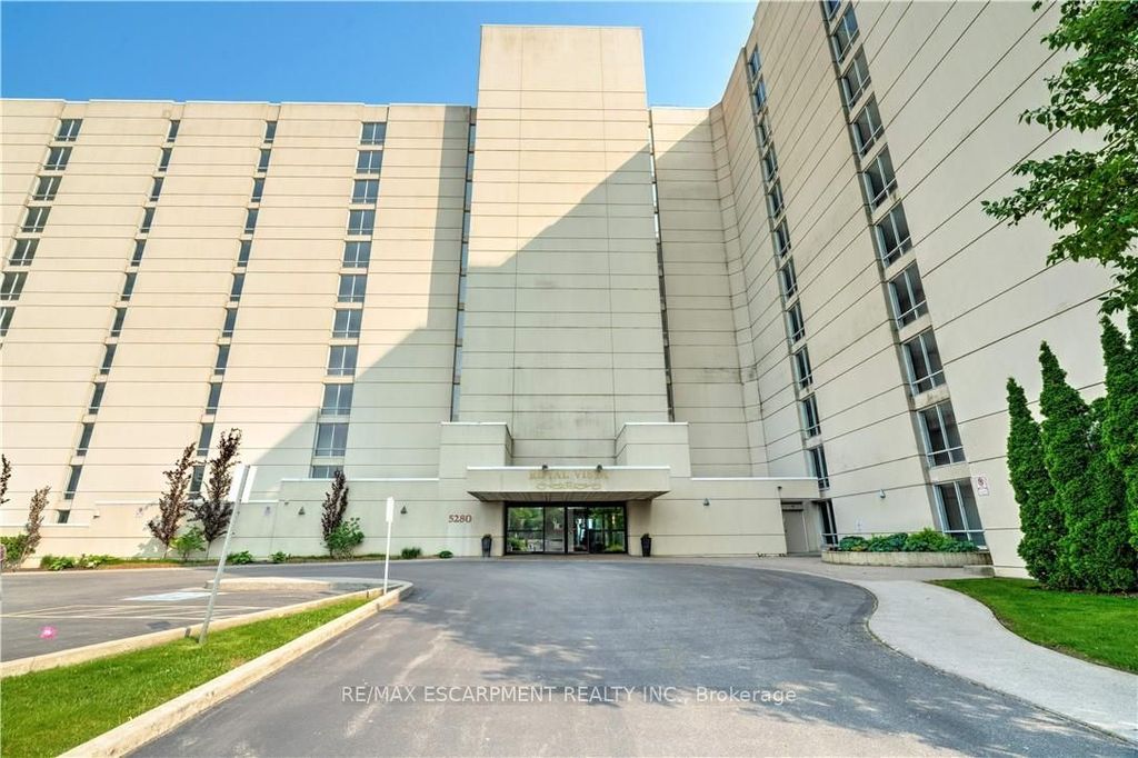 Photo of 5280 LAKESHORE Road #605, Burlington, ON L7L 5R1 (MLS # W12725694)
