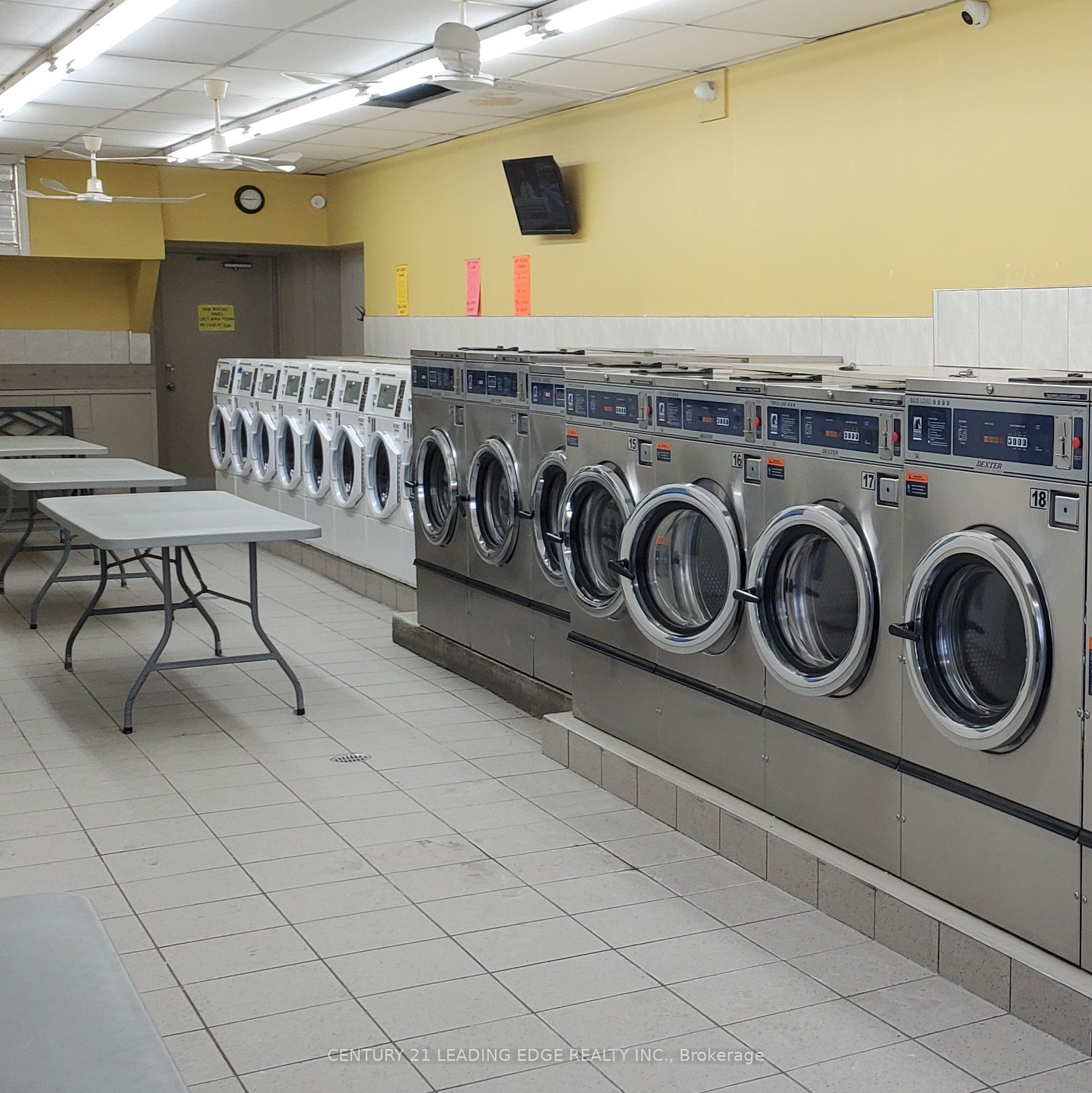 1935 GERRARD Street E