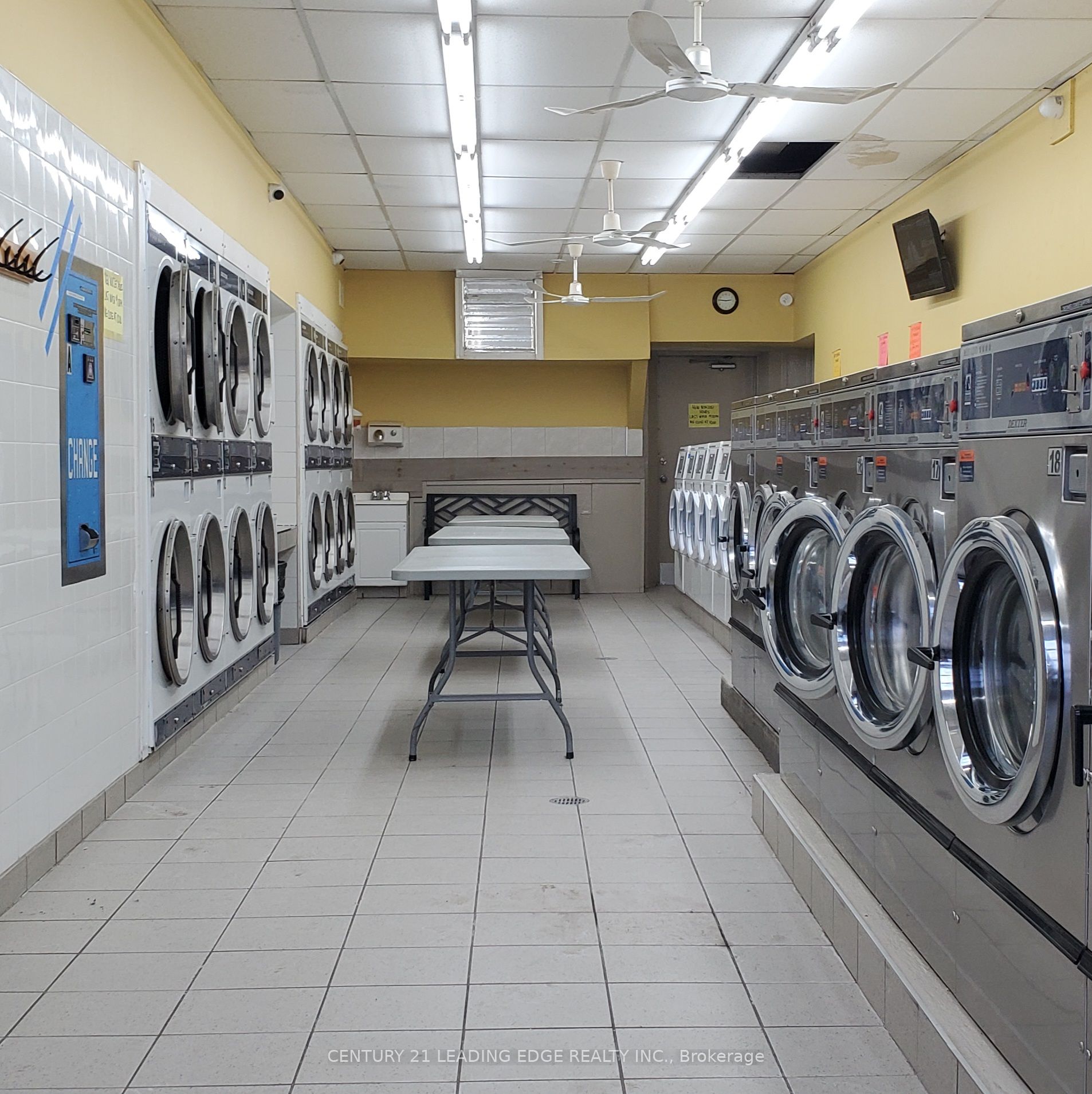 1935 GERRARD Street E