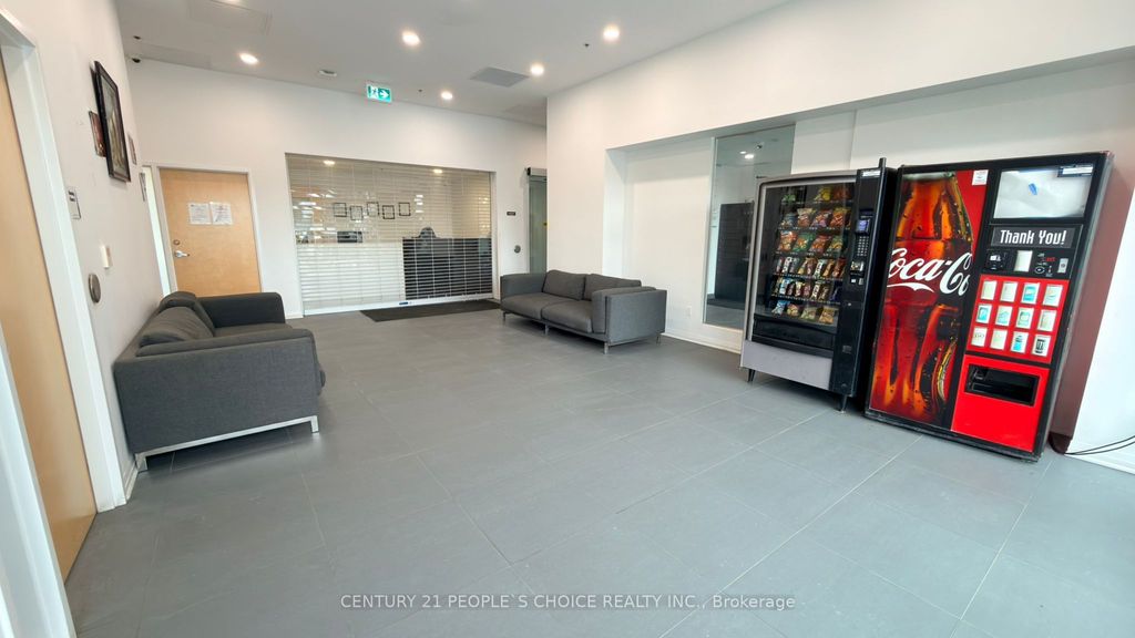 Photo of 1900 Simcoe Street N #827, Oshawa, ON L1G 0C1 (MLS # E12719052)