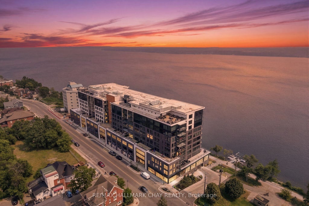 Photo of 185 Dunlope Street #914, Barrie, ON L4M 0L7 (MLS # S13585812)