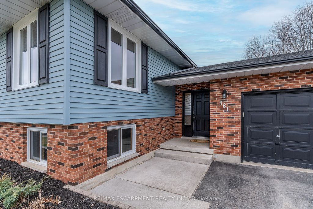 Photo of 461 Belleair Boulevard, Fort Erie, ON L0S 1N0 (MLS # X12873742)