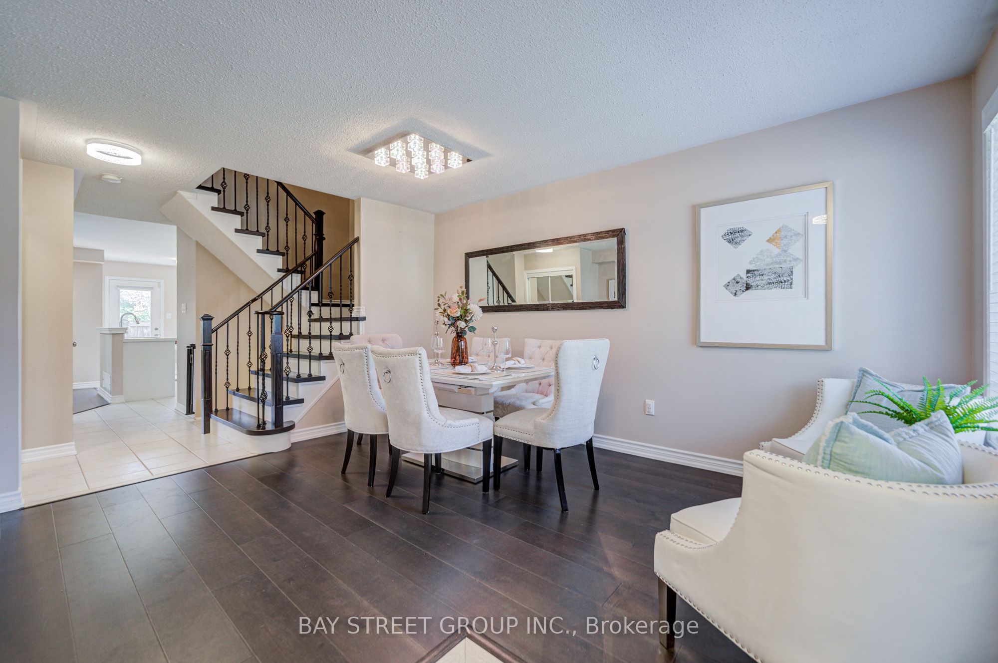 25 Waterton Crescent