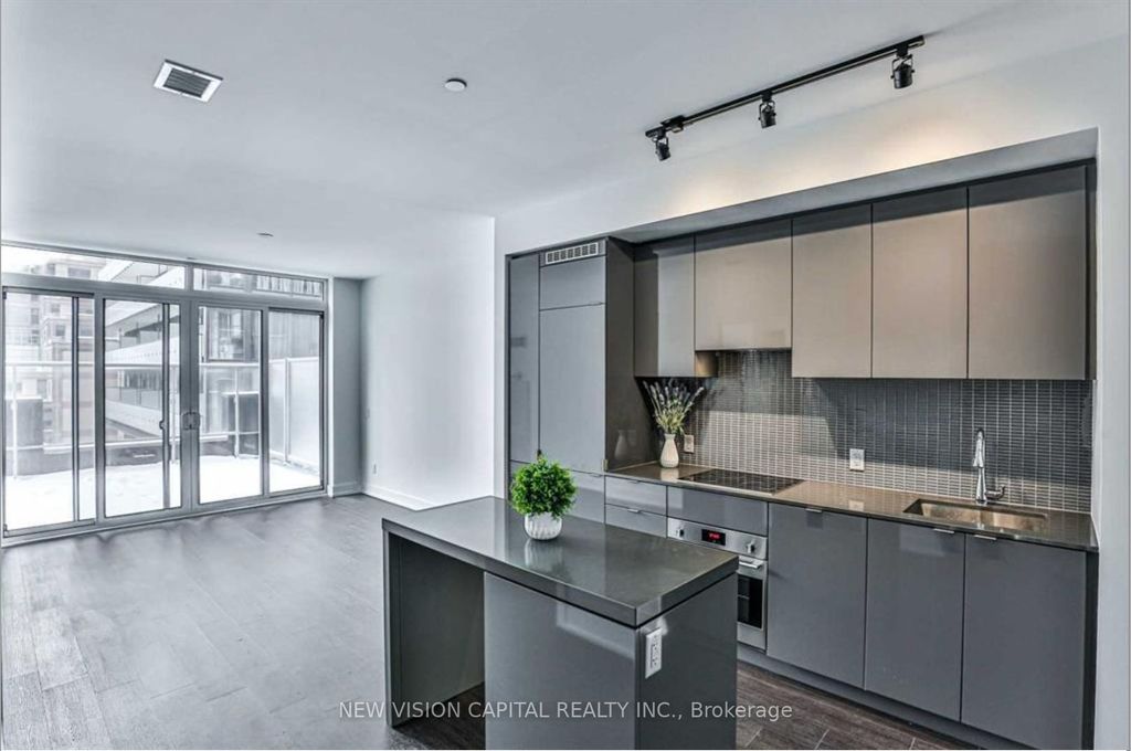 Photo of 7 Grenville Street #715, Toronto, ON M4Y 0E9 (MLS # C12318786)