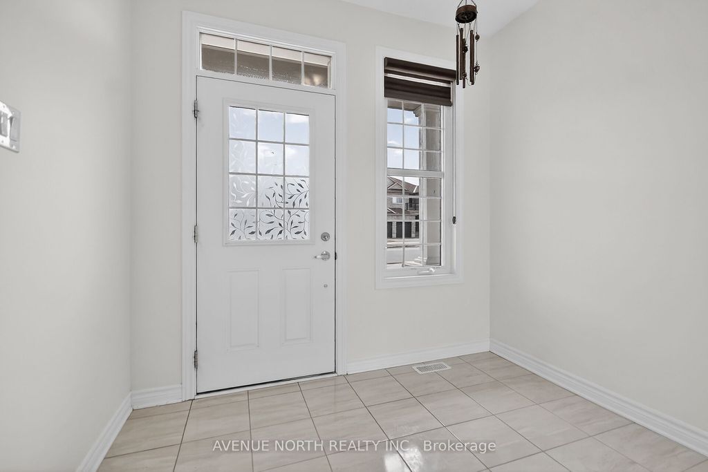 Photo of 110 Dun Skipper Drive, Blossom Park - Airport and Area, ON K1X 0G1 (MLS # X12966170)