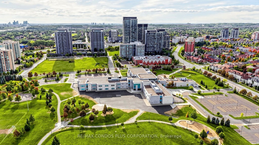 Photo of 105 Oneida Crescent #503, Richmond Hill, ON L4B 0H6 (MLS # N13821552)