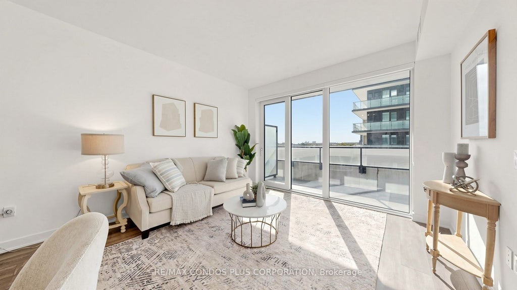 Photo of 105 Oneida Crescent #503, Richmond Hill, ON L4B 0H6 (MLS # N13821552)