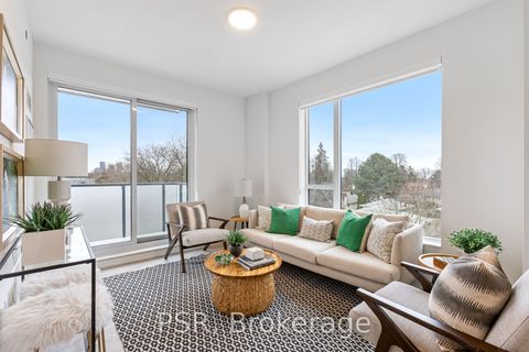 4365 Bloor Street W 525 Toronto ON M9C 1R3