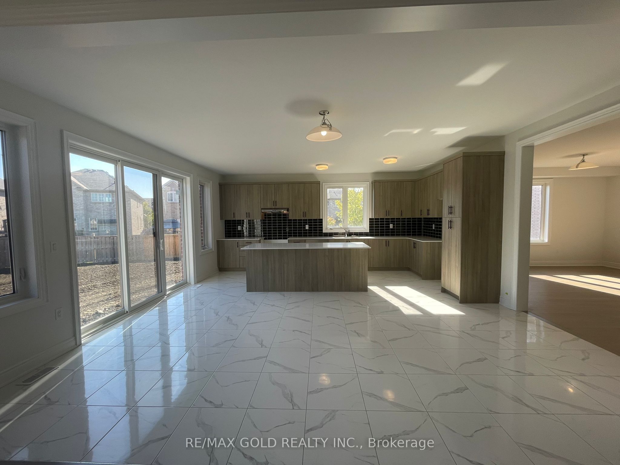 31 Dolomite Drive