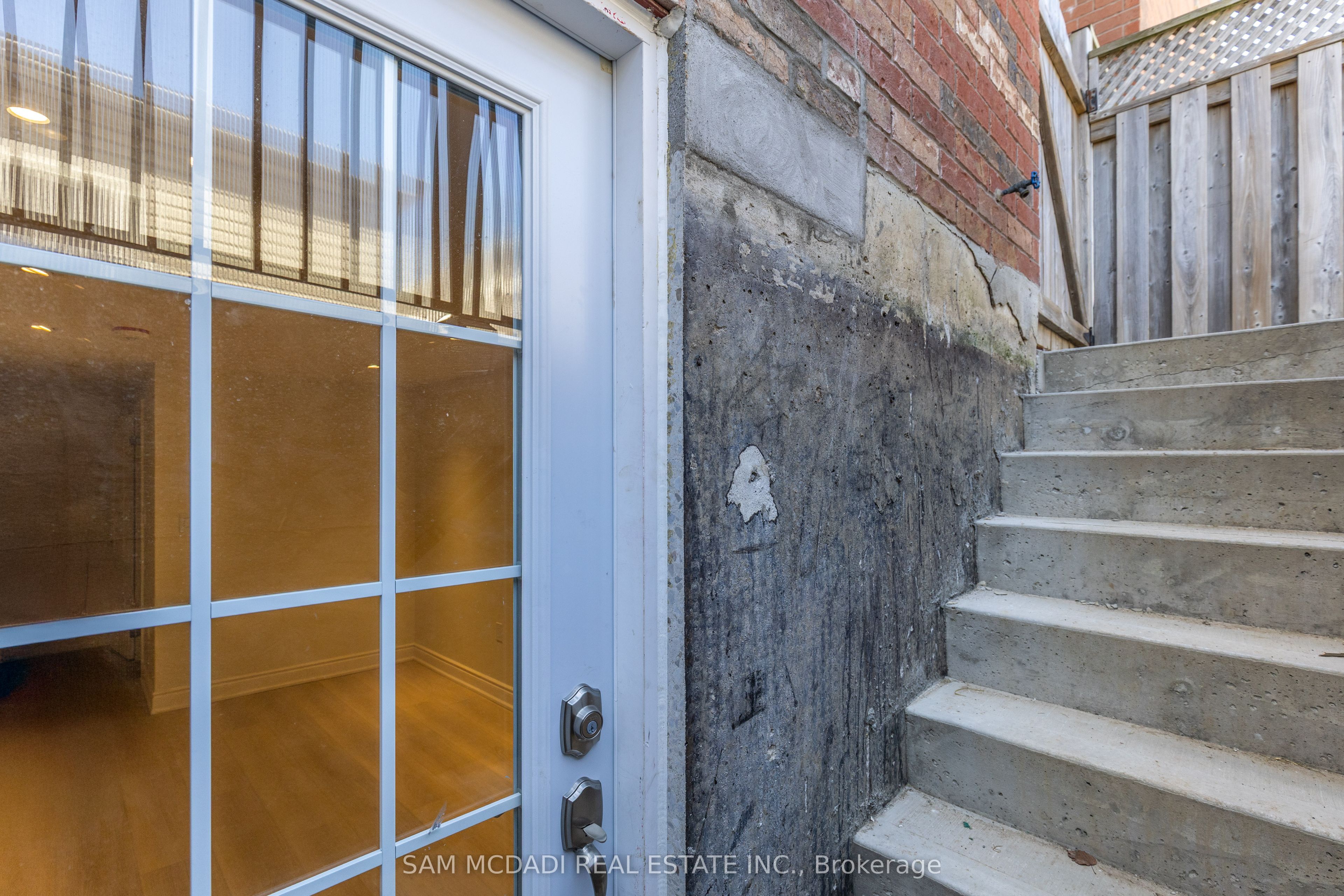 5489 Festival Drive