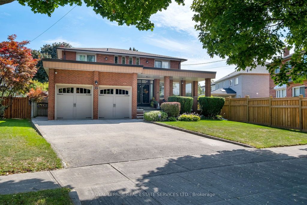 Photo of 15 Westroyal Road, Toronto, ON M9P 2C4 (MLS # W12398381)