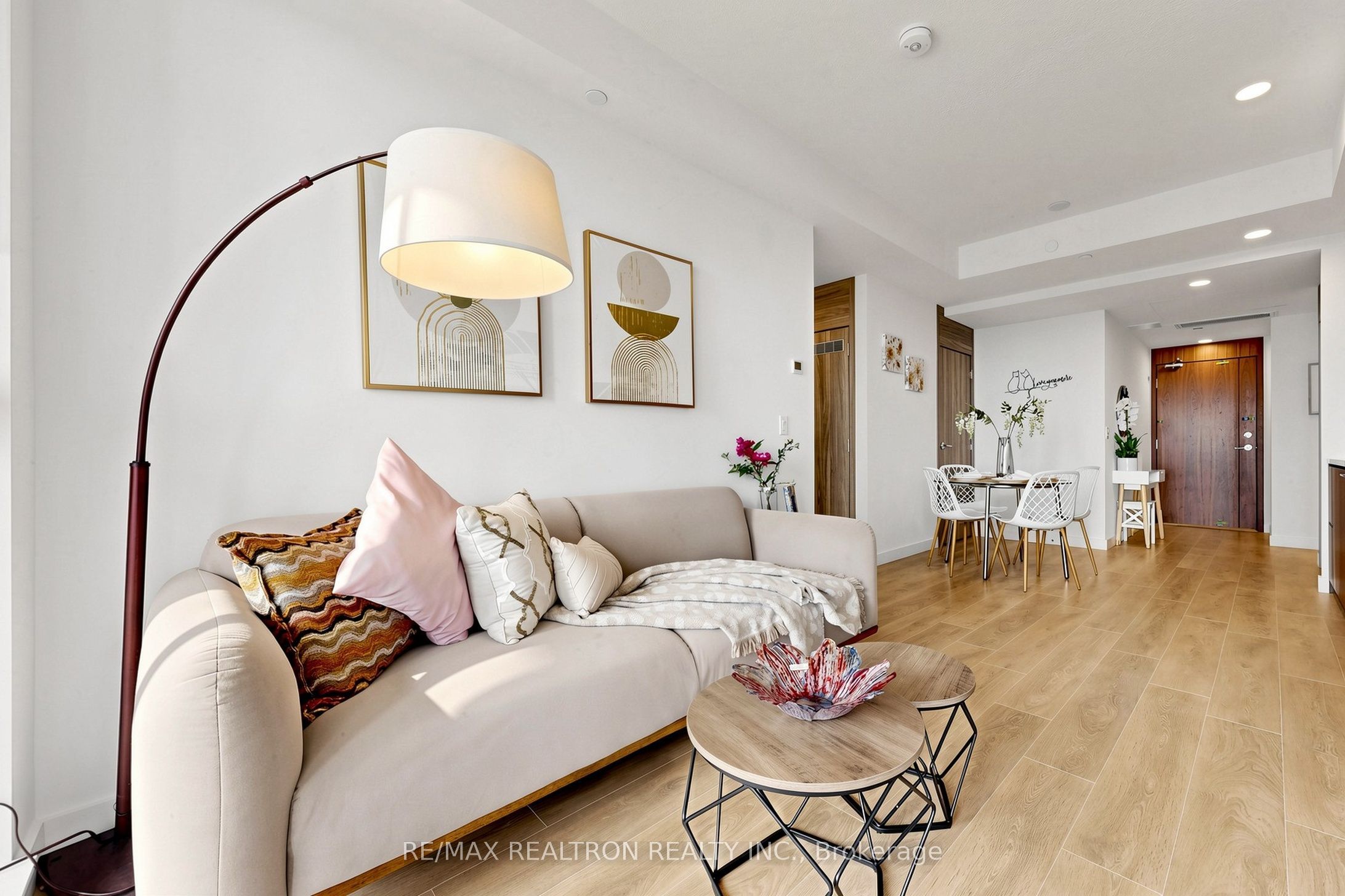 68 Esther Shiner Boulevard 1102