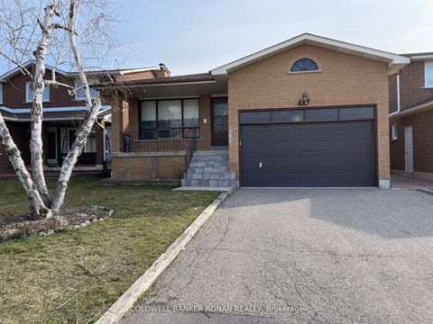 74 Minglehaze Drive Toronto ON M9V 4W9