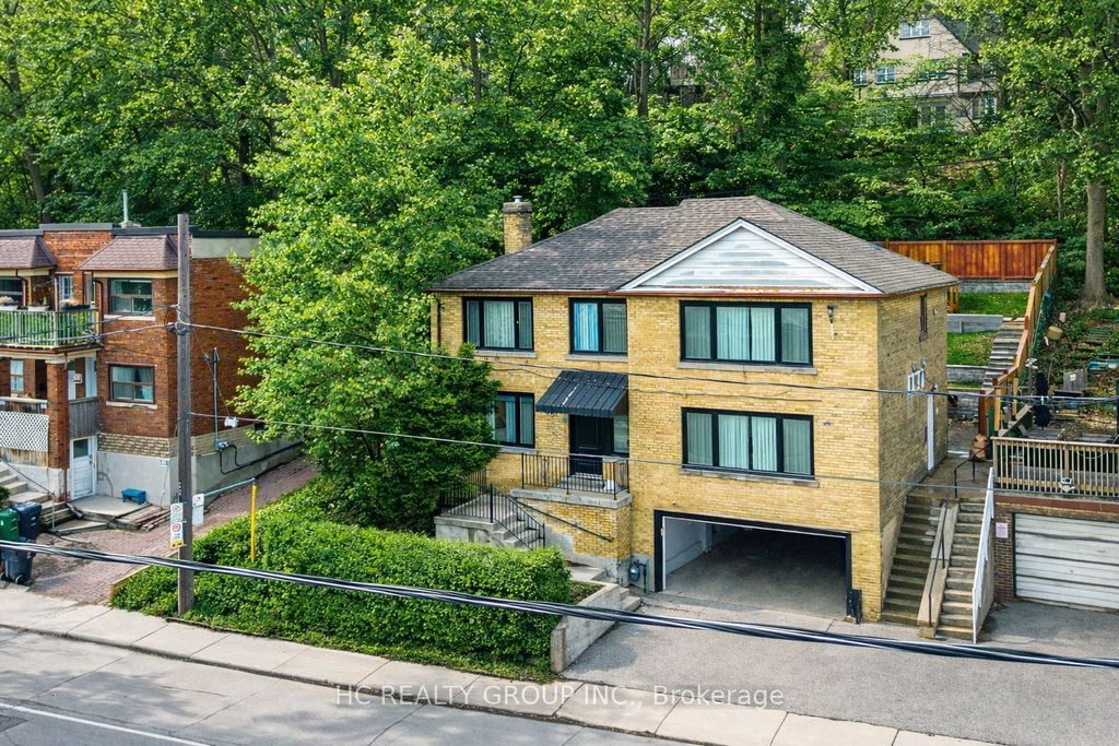 Photo of 840 Davenport Road, Toronto, ON M6G 2B6 (MLS # C13088084)